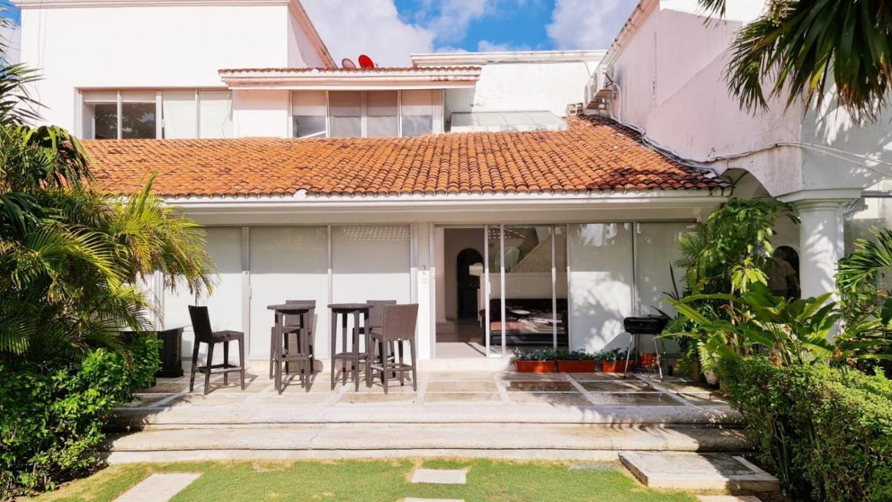 Casa Blanca Zh Kukulkan Mall Cancún Zewnętrze zdjęcie